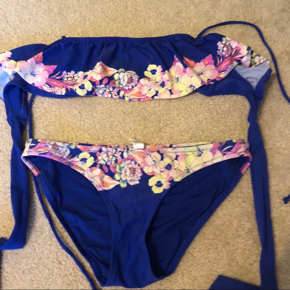 Bandeau Floral Bikini